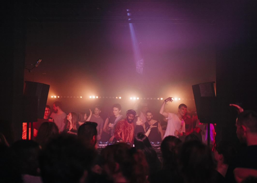 SOUNDCHECK. Antwerpse dj Lola Haro draait op Listen Festival, dat een hulde brengt aan het Brusselse nachtleven