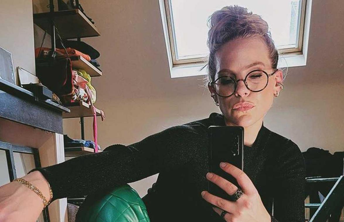 Eline De Munck maakt reclame in gewaagde outfit: «Gaat het om de bril of om het lichaam?» (foto)