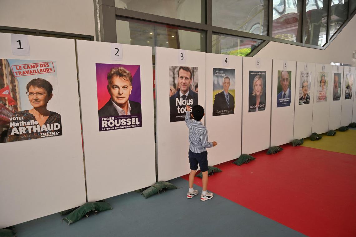 Franse presidentsverkiezingen van start: haalt Le Pen Macron toch in?