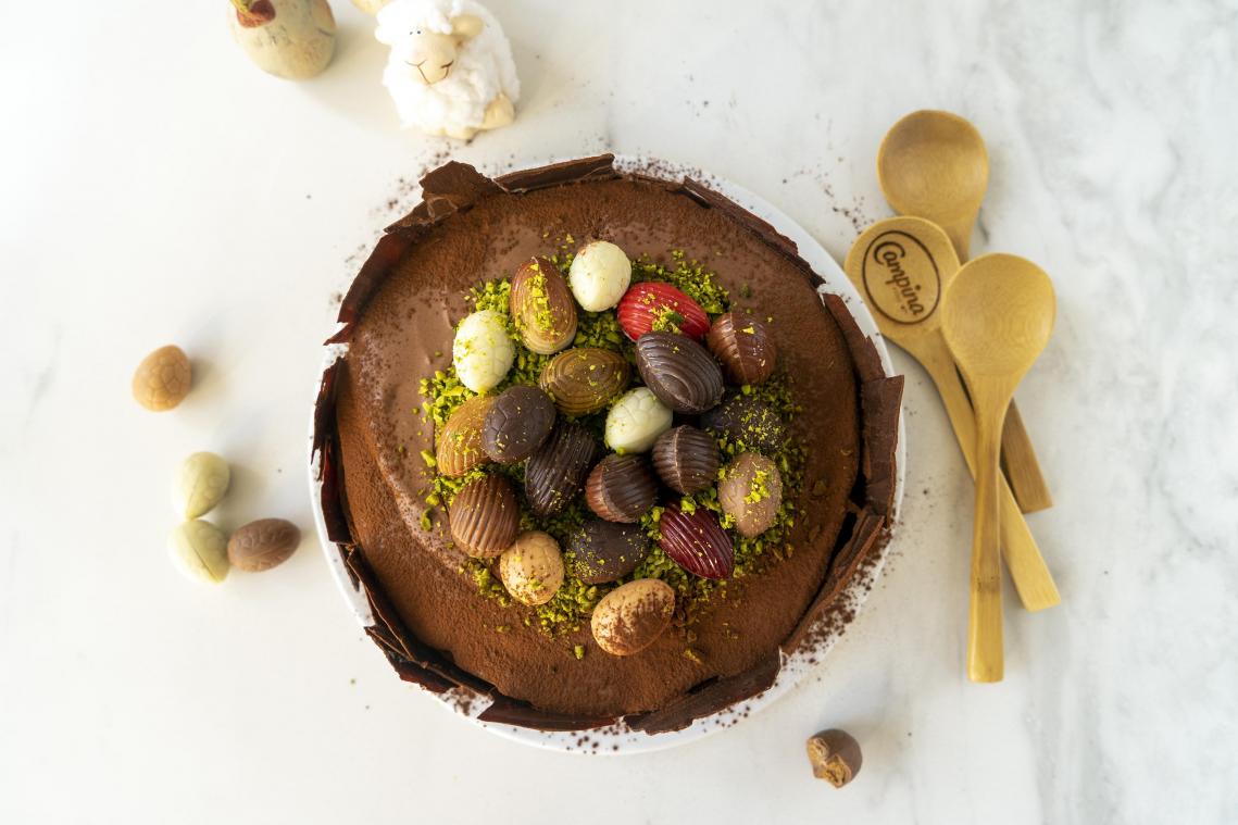 RECEPT. Maak indruk op de paasbrunch met dit chocolade paasnest