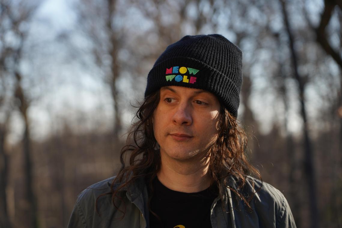 SOUNDCHECK. De pandemie bracht Kurt Vile rust en een collab met Kesha: «Met alle enge dingen die nu gaande zijn in de wereld zou ik niet high kunnen worden»