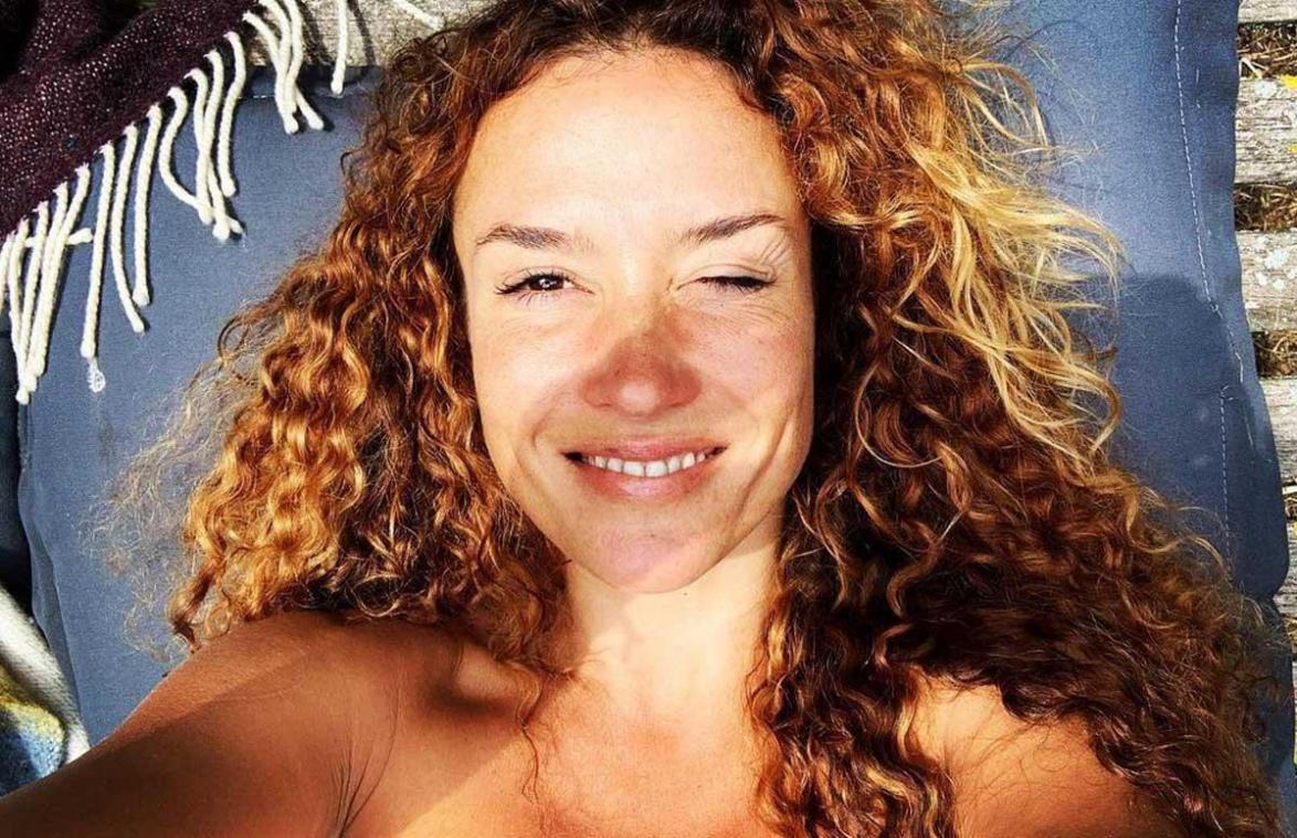 Badpakfoto van Katja Schuurman lokt heel wat reacties uit: «Je decolleté ziet er raar uit!»