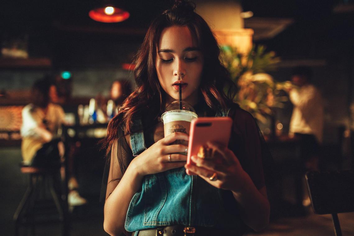 TIPS & TRENDS. Een luxueuze Moederdag, Belgische biochocolade en een reisapp voor singles