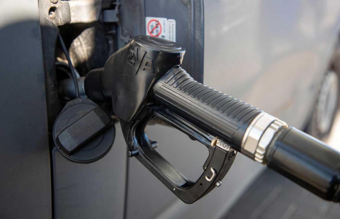 Diesel wordt vanaf morgen een stuk goedkoper