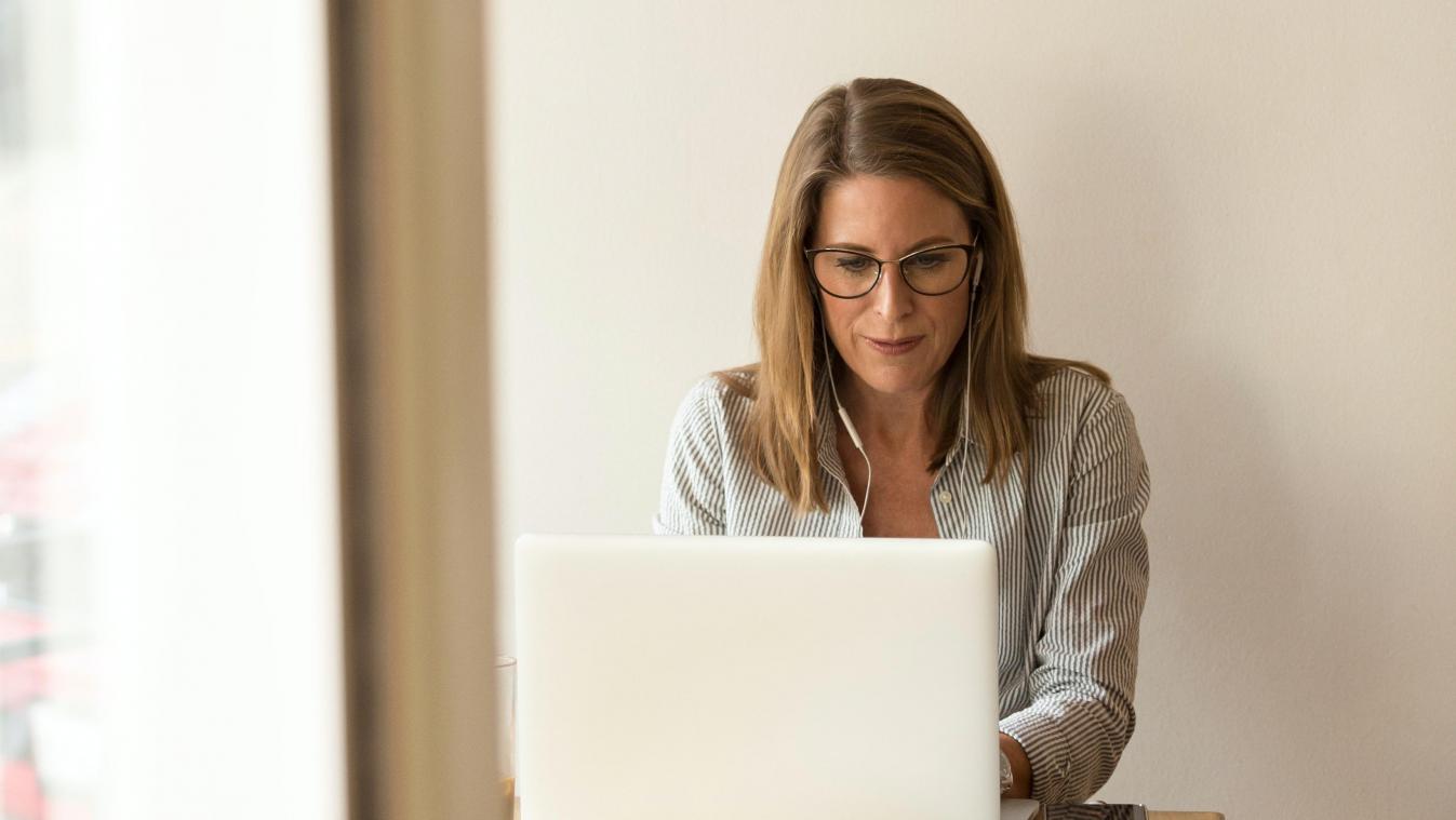 Helft van vrouwen zou andere job overwegen door gebrek aan flexibiliteit