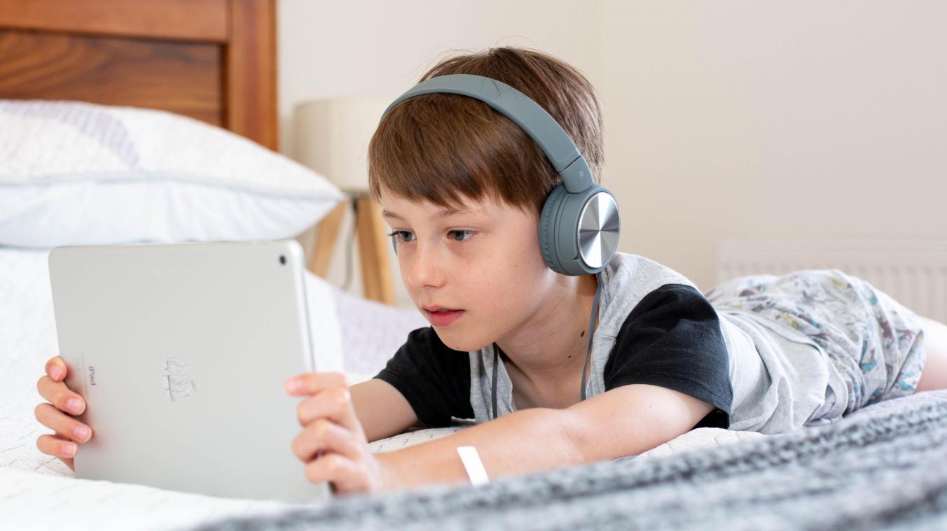 Digitale puberteit begint al op 10 jaar