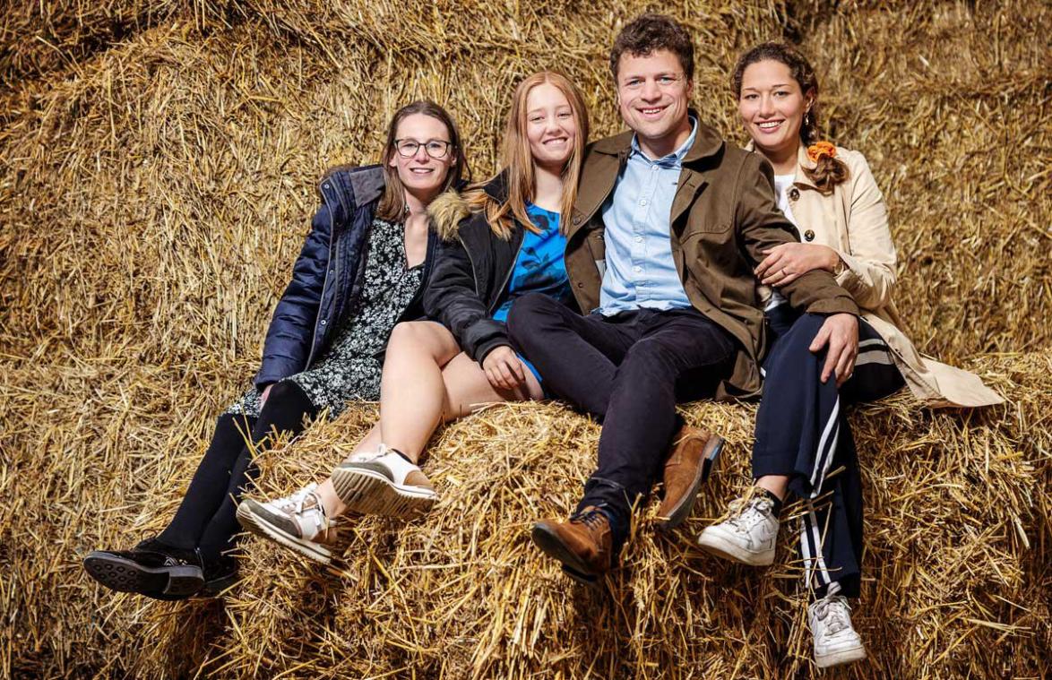 Kandidate uit ‘Boer zkt Vrouw’ stond ongevraagd voor deur van Cyriel: «Een beetje een rare situatie»