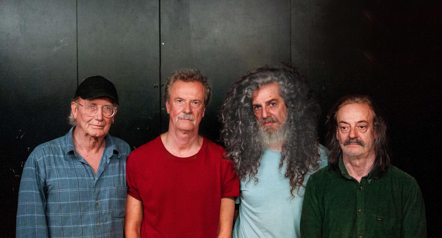 SPOT ON. Rockmonster WHORSES scheurt en streelt