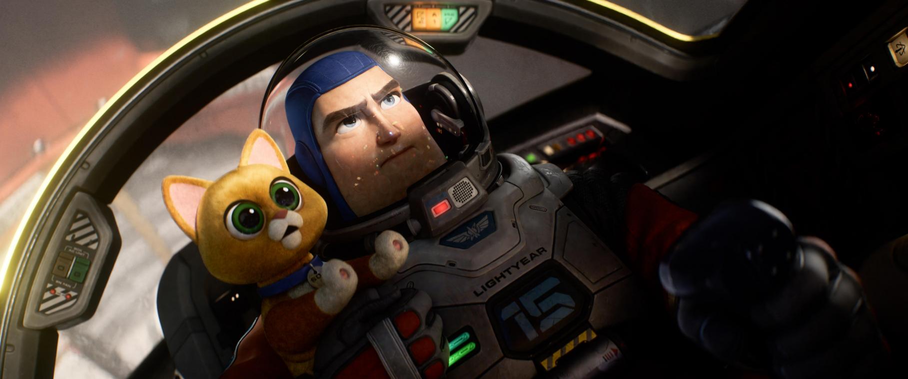 MOVIES. Pixar geeft ruimtevaarder Buzz zijn eigen film met ‘Lightyear’: «We wilden iets onverwachts doen met de clichés over superhelden»