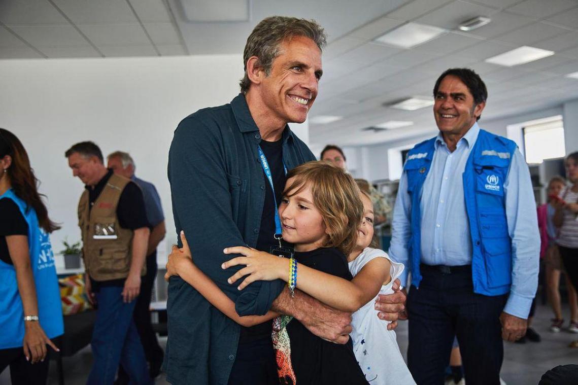 Ben Stiller bezoekt vluchtelingen in Oekraïne op Wereldvluchtelingendag als VN-ambassadeur