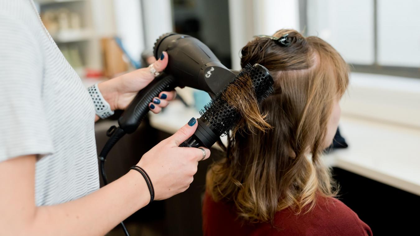Wat is de no-haircut haircut en waarom is hij zo populair op TikTok?
