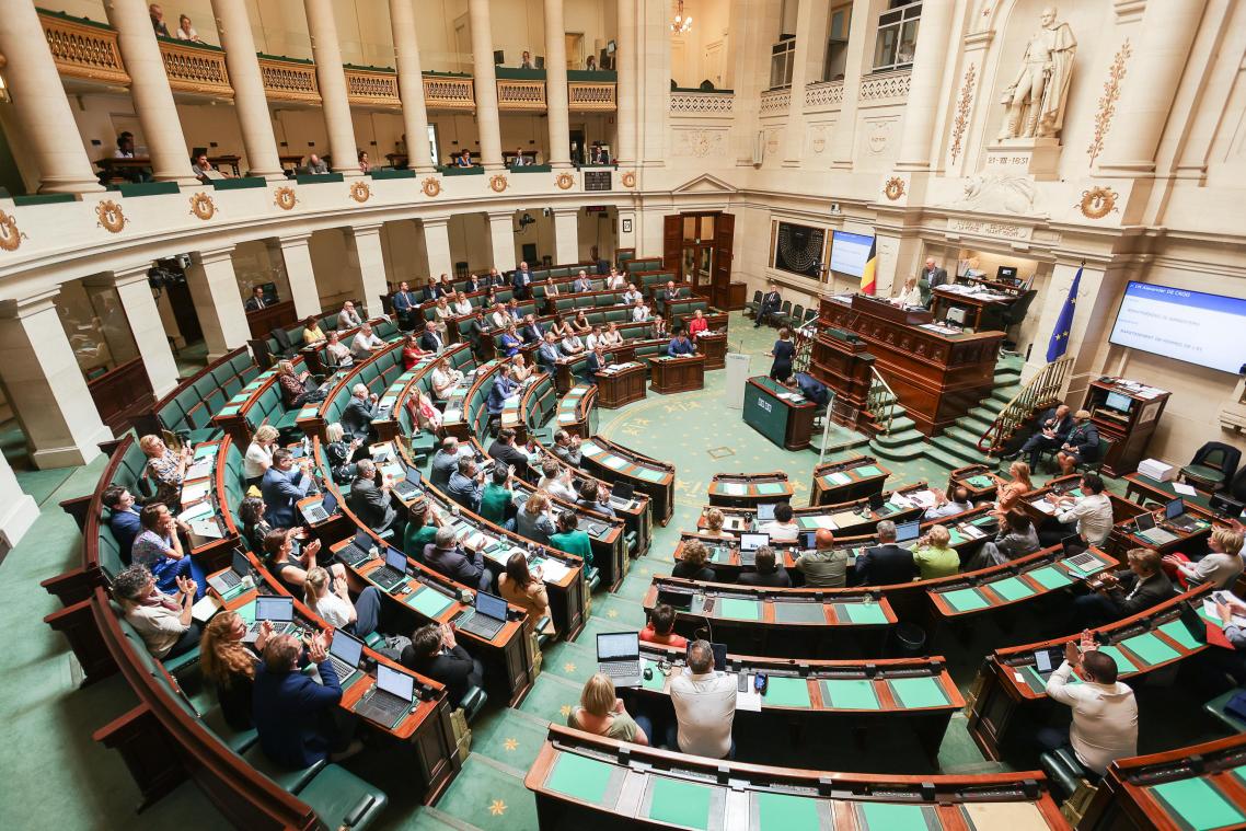Aangepaste begroting, die 4 miljard euro dieper in het rood gaat, krijgt groen licht