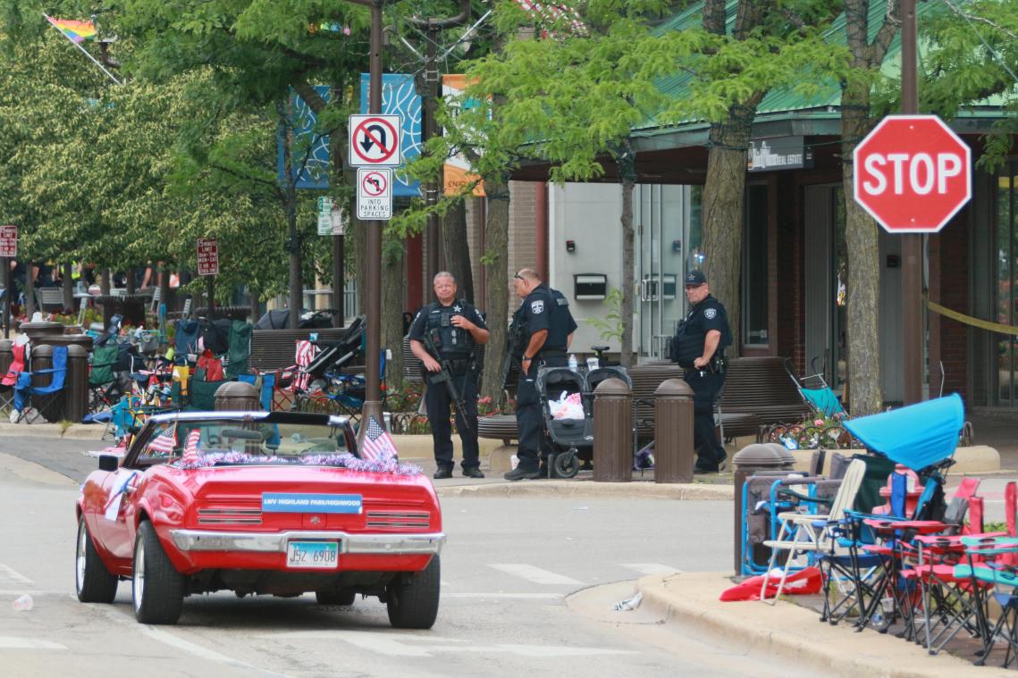 Minstens zes doden bij schietpartij tijdens 4 juli-parade in Chicago, verdachte opgepakt