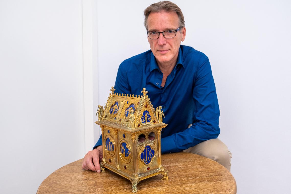 BIZAR. Uit Franse kerk gestolen relikwie met Jezus’ bloed duikt op bij Nederlandse kunstdetective