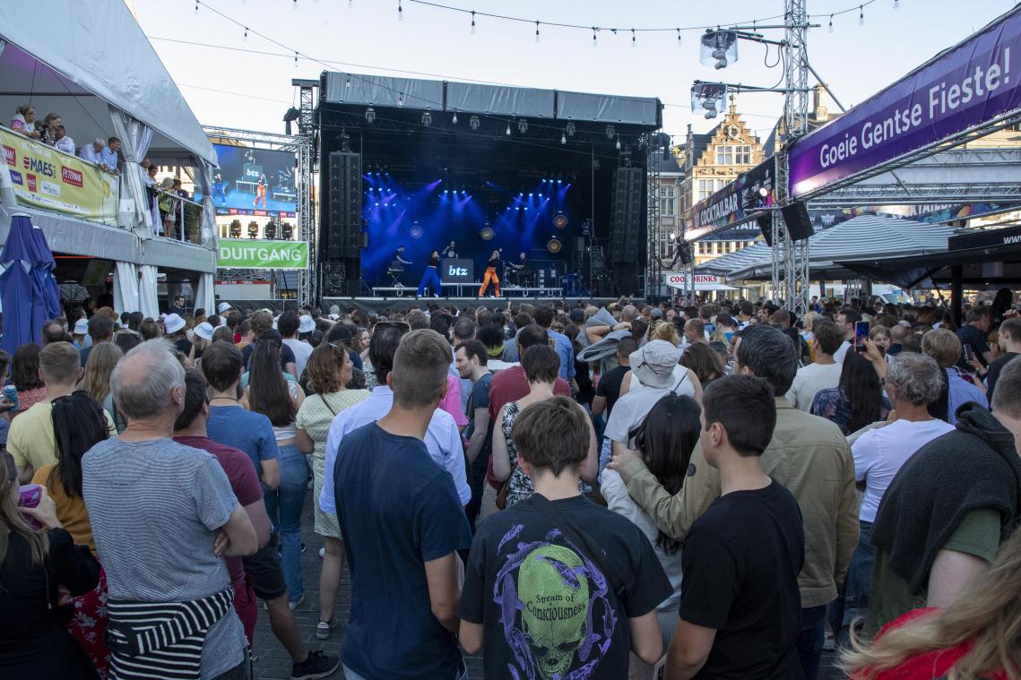 Drukste Gentse Feestendag in jaren: bier uitgeput aan Sint-Baafs, maar weinig incidenten