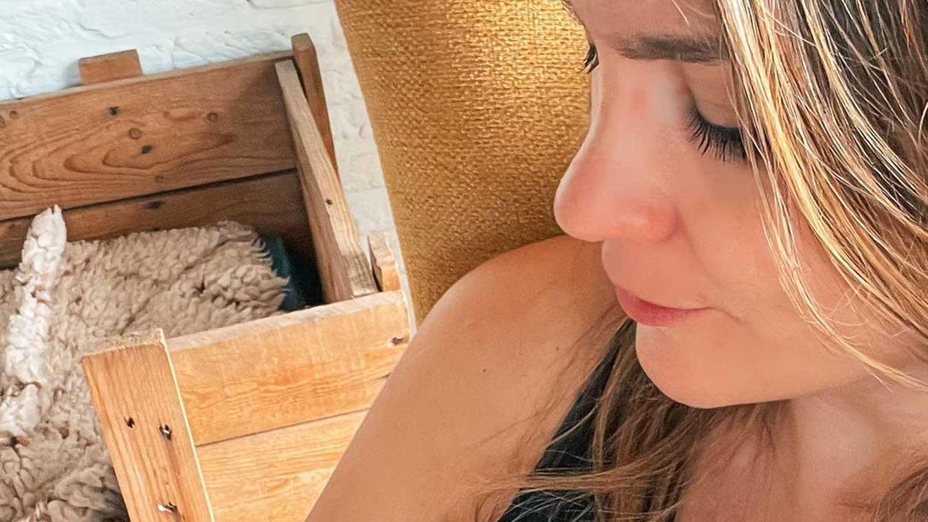 Nasrien Cnops deelt laatste borstvoedingsfoto: «Er zijn wel wat tranen gevloeid»