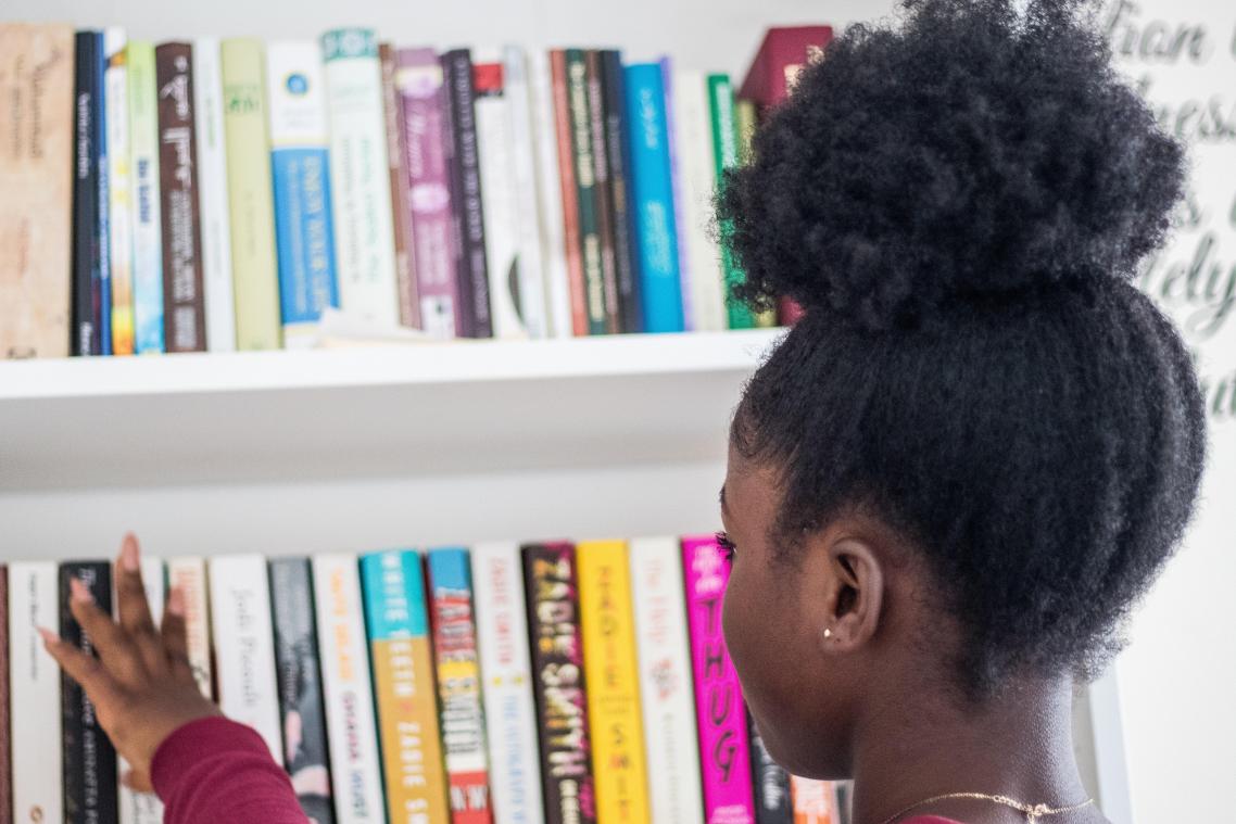 Leerlingen die papieren boeken lezen, scoren beter op leestest