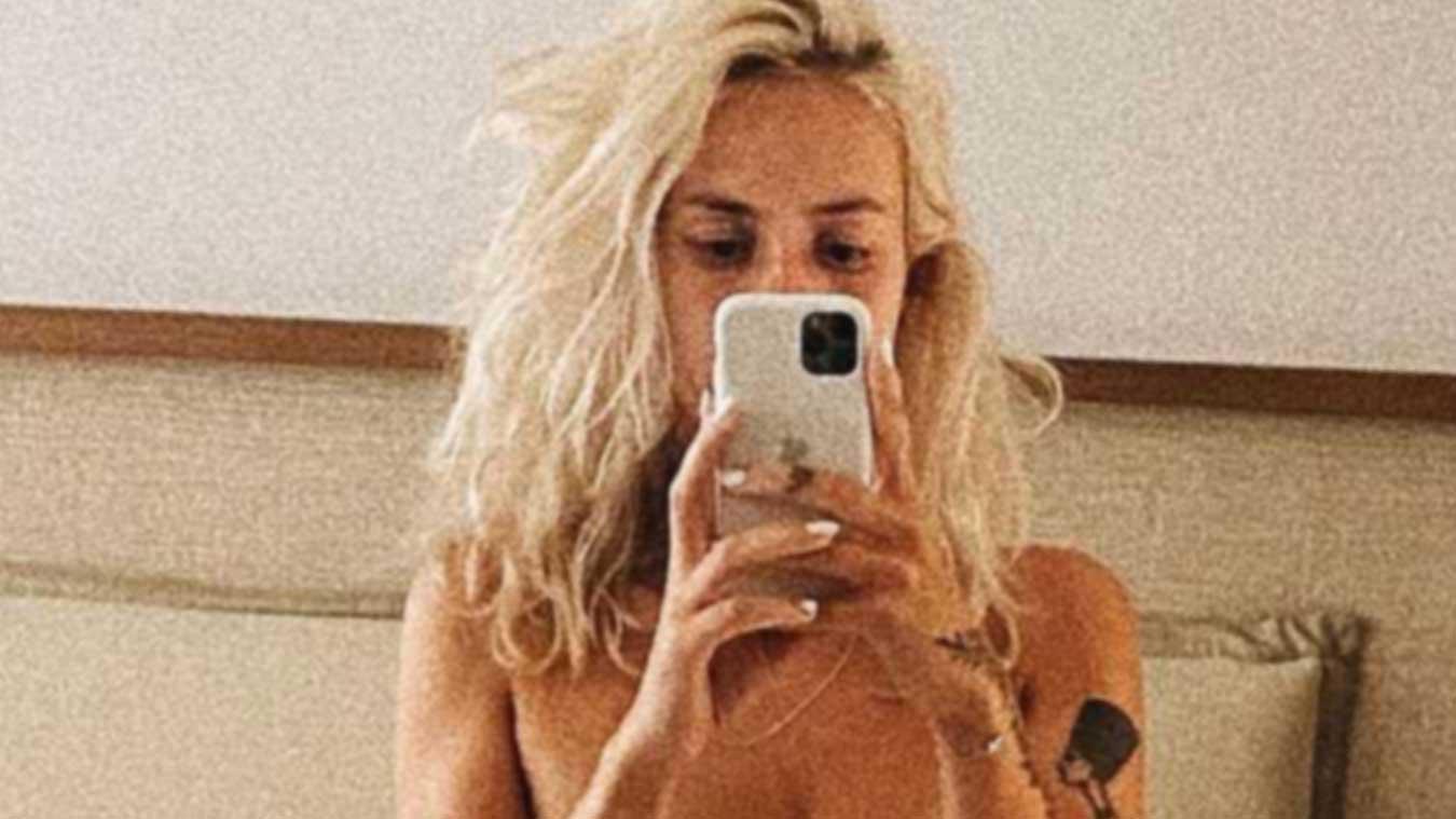 Foto van Jitske Van de Veire verwijderd door Instagram: «Naakt, ’t is ne strijd»
