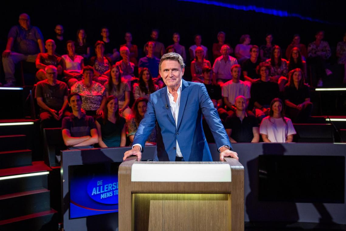 Deze 33 deelnemers, waaronder 7 winnaars, willen ‘De Allerslimste Mens ter Wereld’ worden