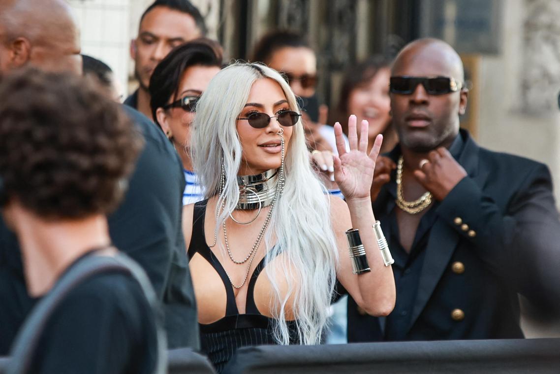 Kim Kardashian op vingers getikt voor verbruiken van 880.000 (!) liter water tijdens extreme droogte