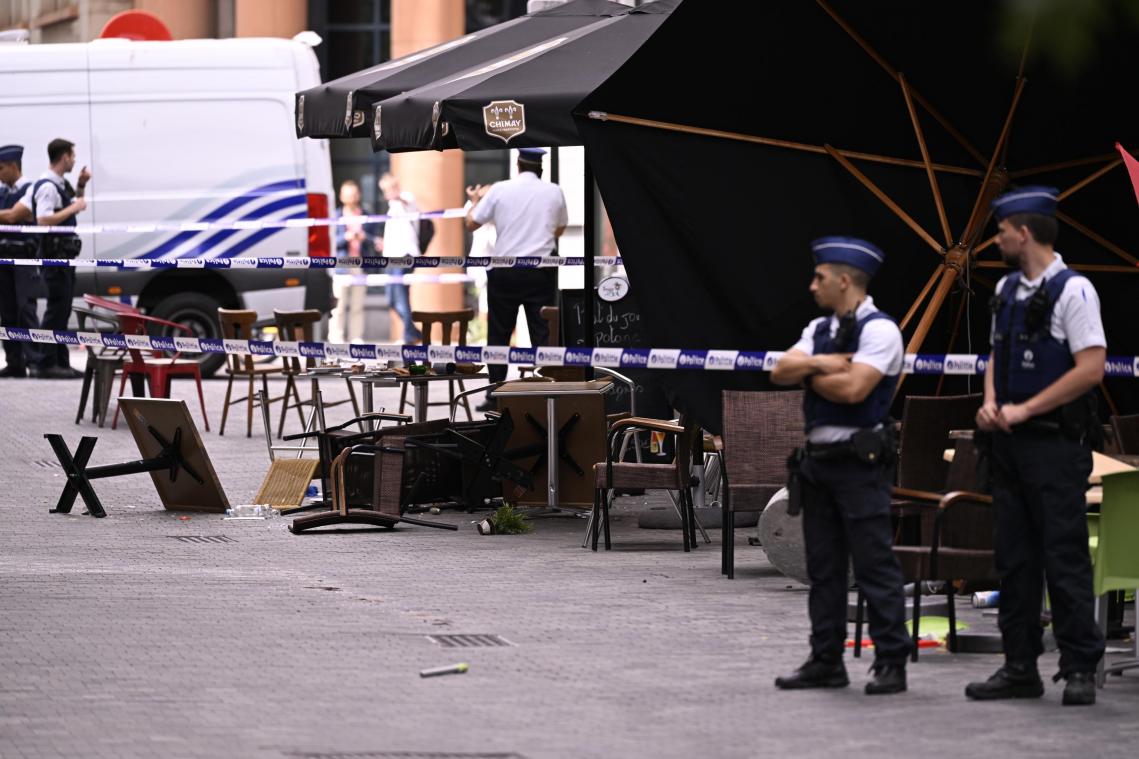Bestelwagen ingereden op terras Brussel: voertuig aangetroffen in Sint-Joost-ten-Node