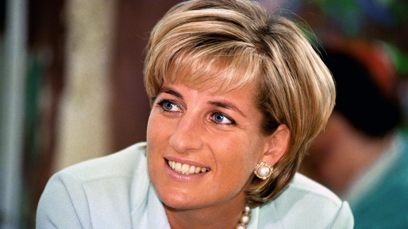 Auto van prinses Diana onder de hamer voor 650.000 pond (foto’s)