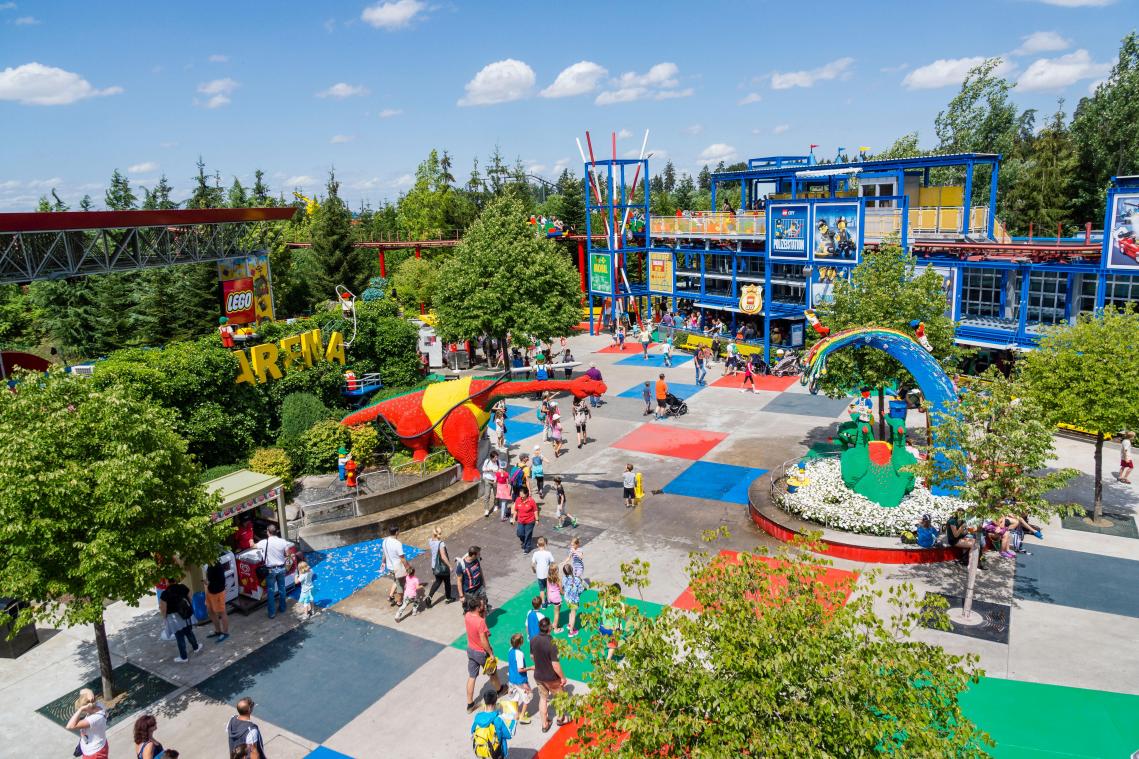 YES. Legoland-park opent zijn deuren in België
