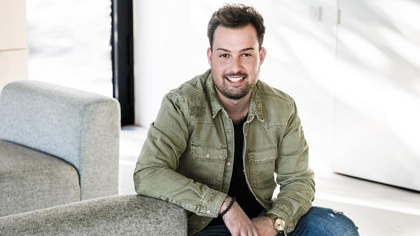 Lothar uit ‘Blind Getrouwd’ stelt nieuwe vriendin voor: «Heel mooi koppel!» (foto)
