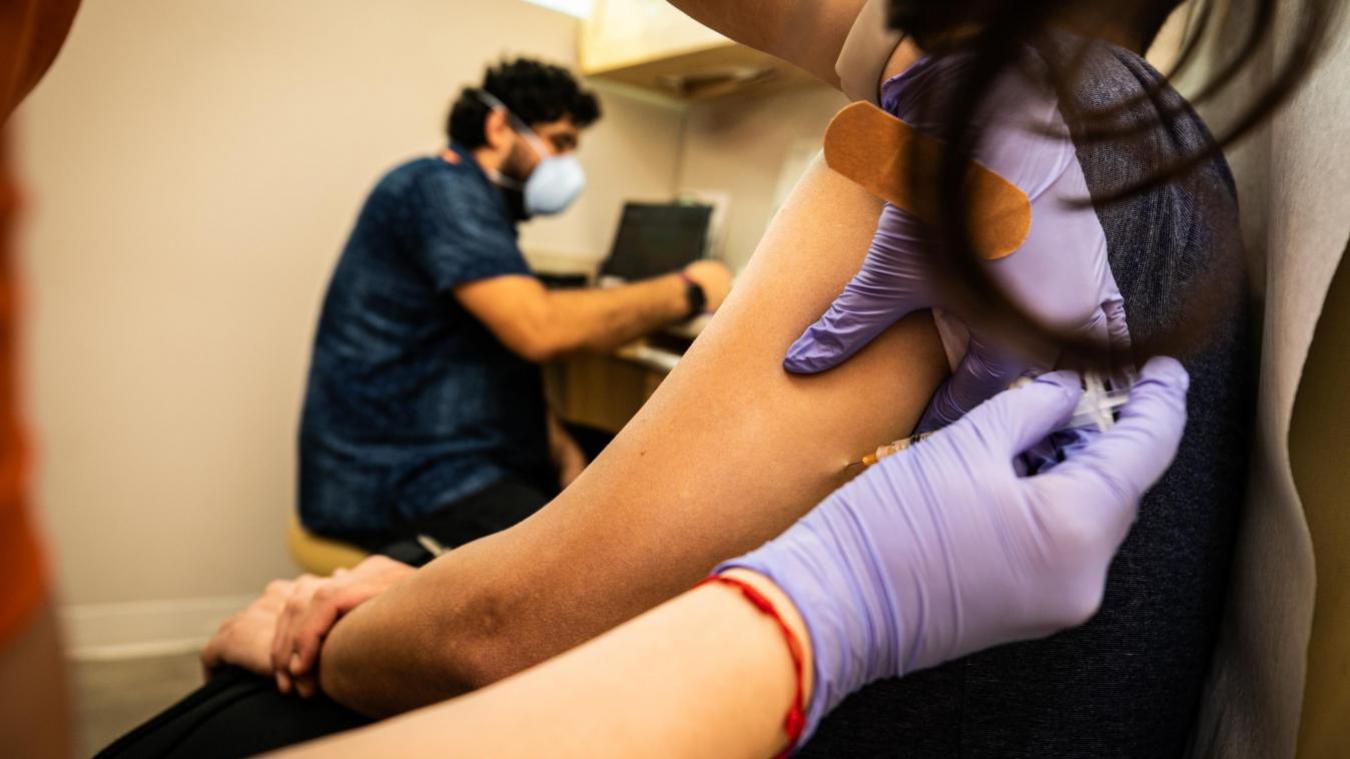 Proefproject met preventieve vaccinatie tegen apenpokken van start in Antwerpen