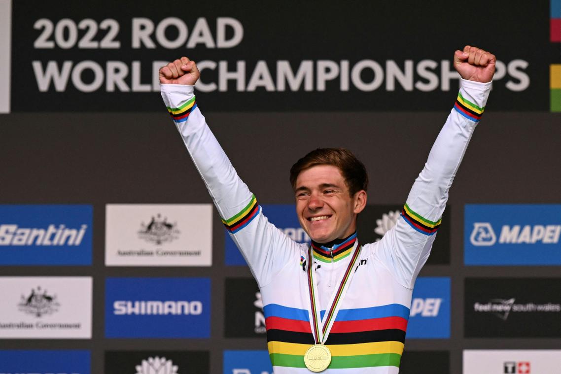 Oppermachtige Remco Evenepoel kroont zich tot wereldkampioen: «Wat een renner»