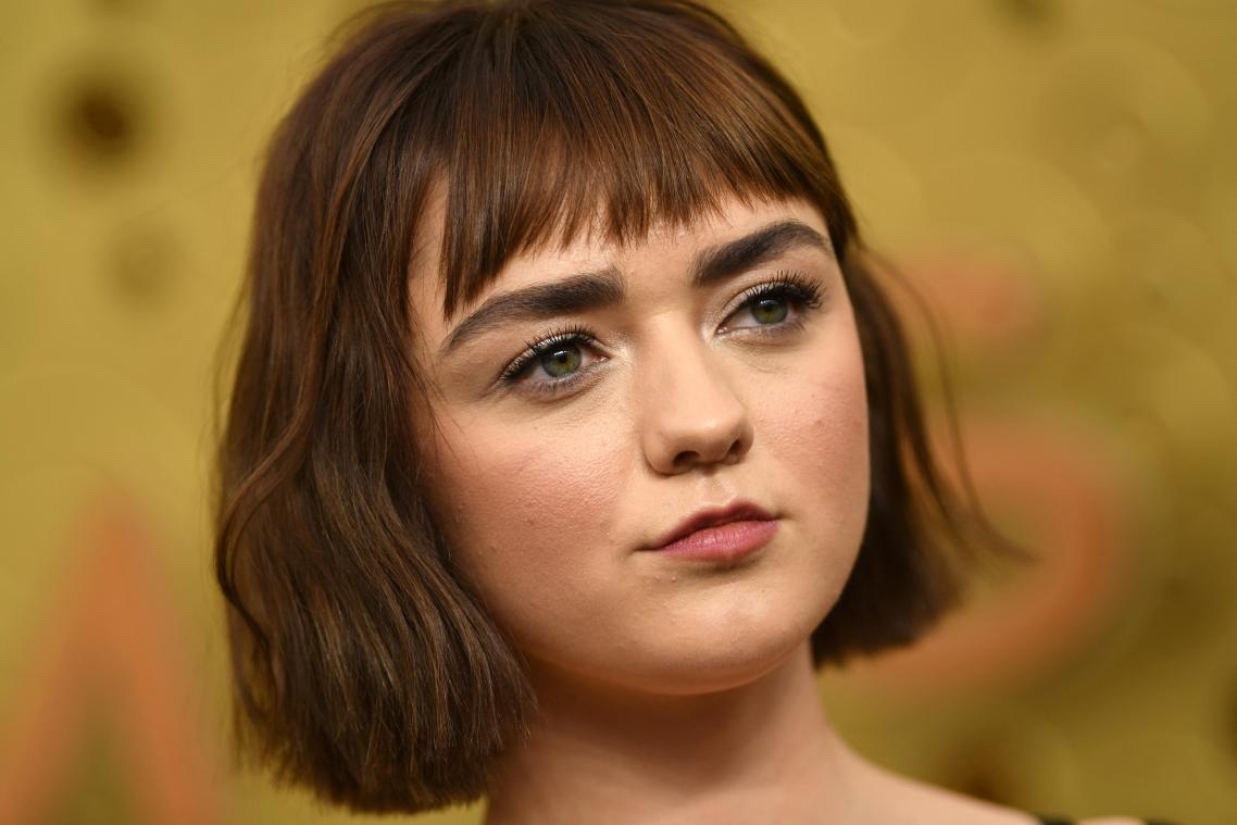 Game of Thrones-actrice Maisie Williams breekt wanneer ze vertelt over «traumatische» kindertijd (video)