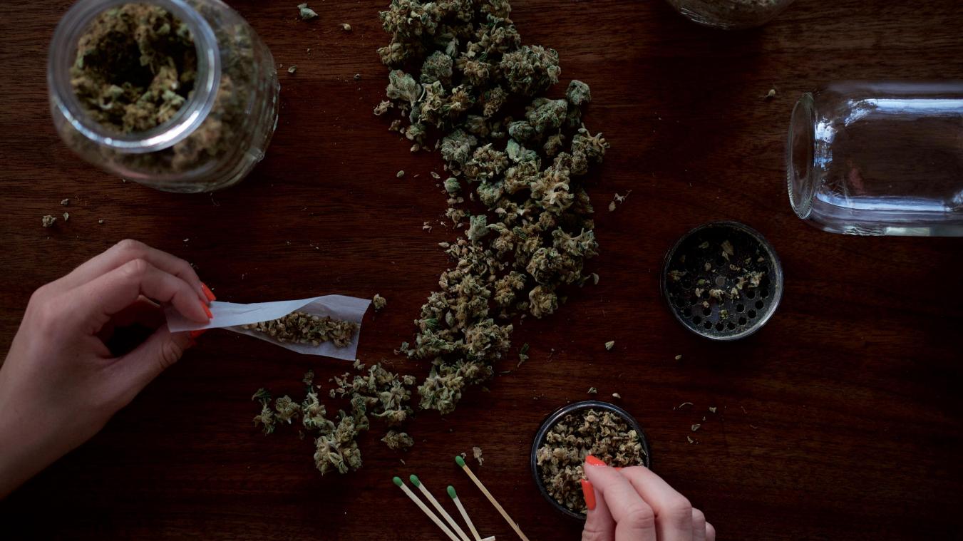 Buitenlandse toeristen voorlopig nog welkom in Amsterdamse coffeeshops
