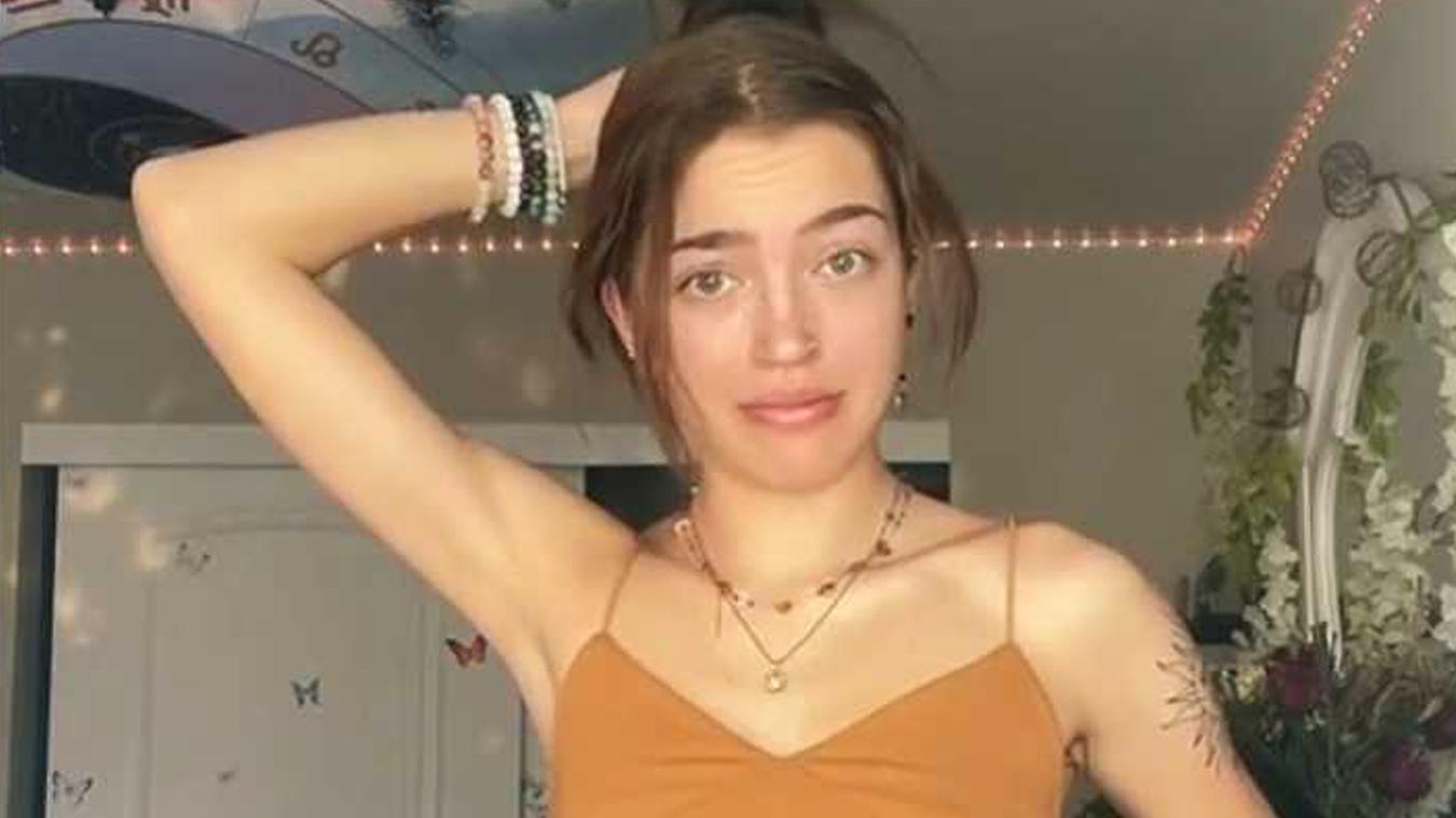 Vrouw neemt ontslag in outfit die ze niet mocht dragen: «Ze konden mijn achterwerk niet aan!»