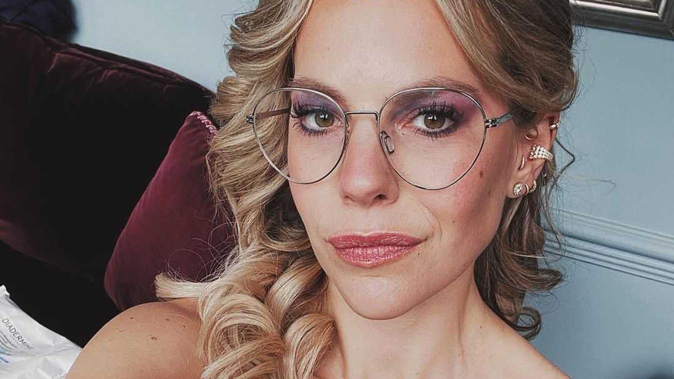 Eline De Munck krijgt wel héél ongepast verzoek. Haar reactie? Hilarisch! (foto)