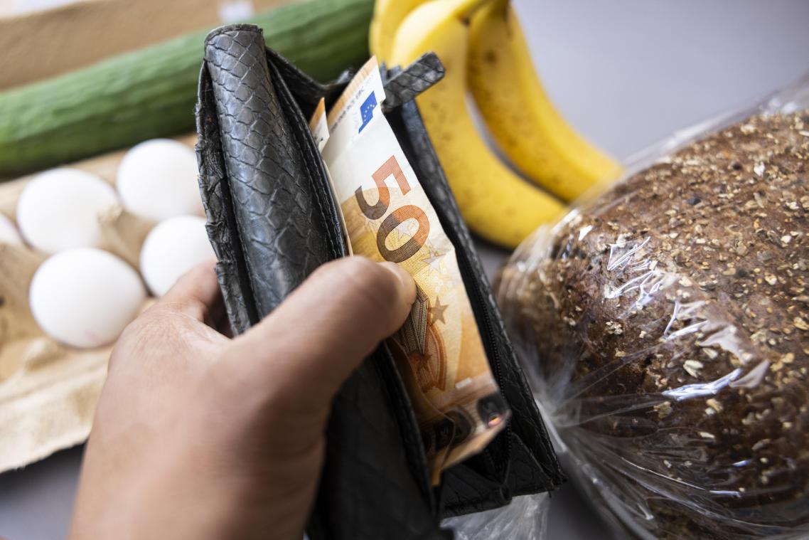 Het leven wordt alweer duurder: inflatie klimt boven de 12 procent