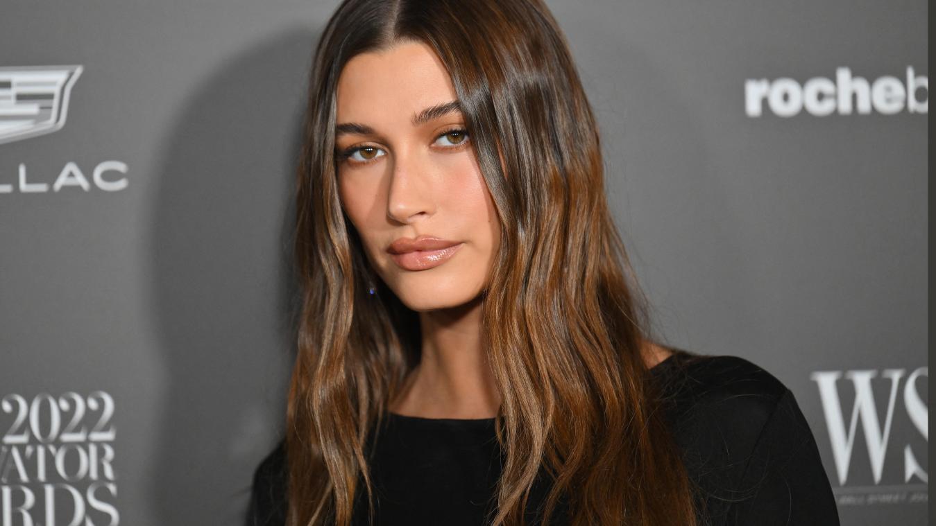 Wil je een perfecte huid à la Hailey Bieber? Deze duurzame én goedkope gezichtscrème is favoriet bij celebs