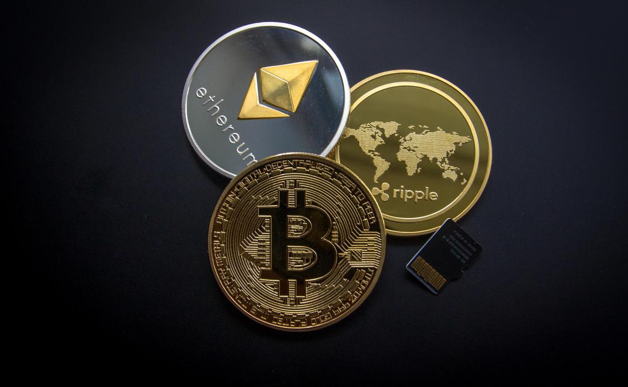 Paniek in cryptoland: cryptohouders halen voor miljarden dollars van beurzen