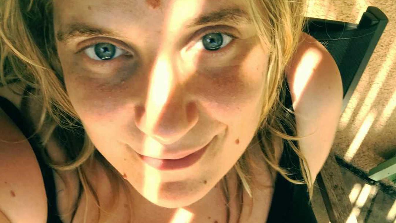 Ruth Beeckmans deelt memorabele foto van overleden partner: «Alsof je daar al afscheid nam»
