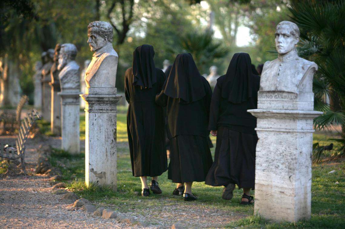Vier Italiaanse nonnen gearresteerd wegens kindermishandeling