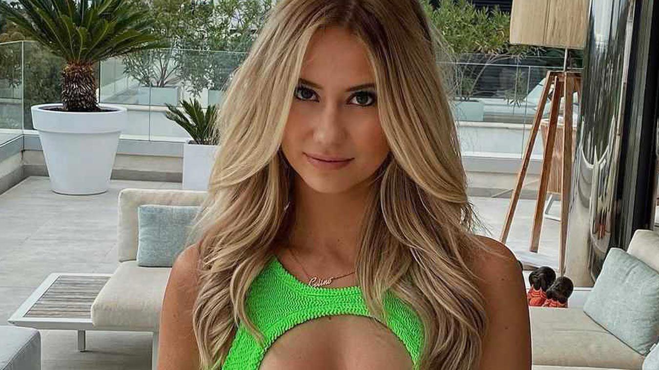 Ex-Miss België Celine Van Ouytsel poseert in opvallend uitgesneden badpak: «Te mooi om waar te zijn!» (foto)