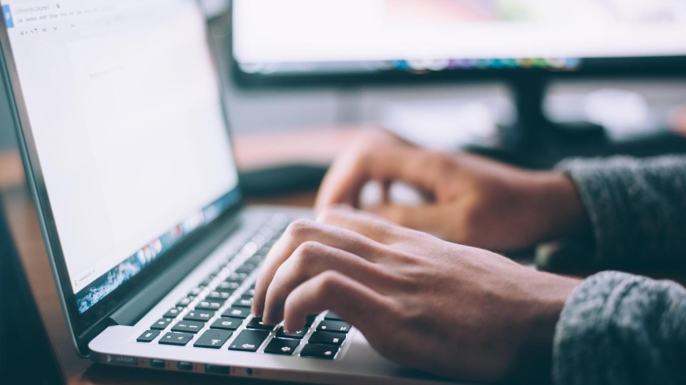 ZOVEEL procent van de Belgen gebruikte nog nooit internet