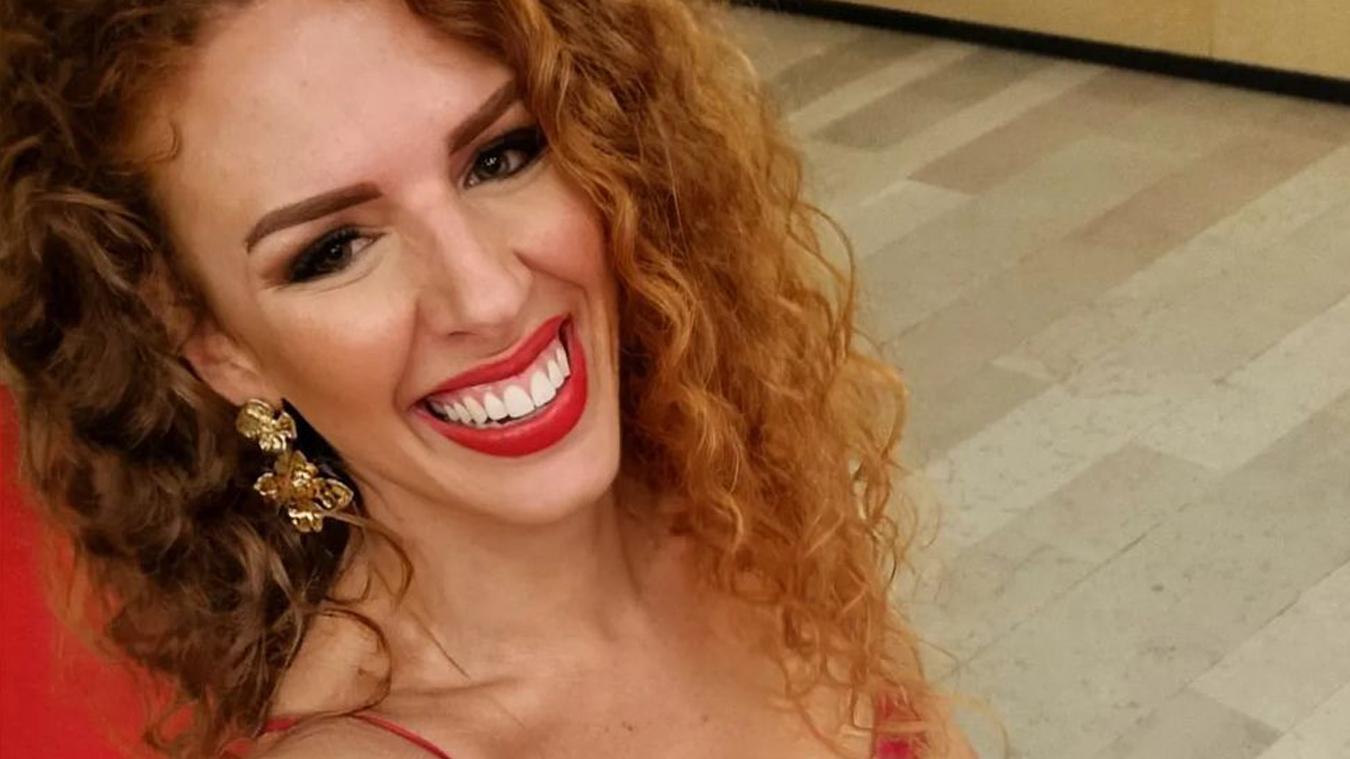 Candice uit ‘Blind Getrouwd’ draagt opvallend kleedje: «Mooi, maar precies wat te klein» (foto)