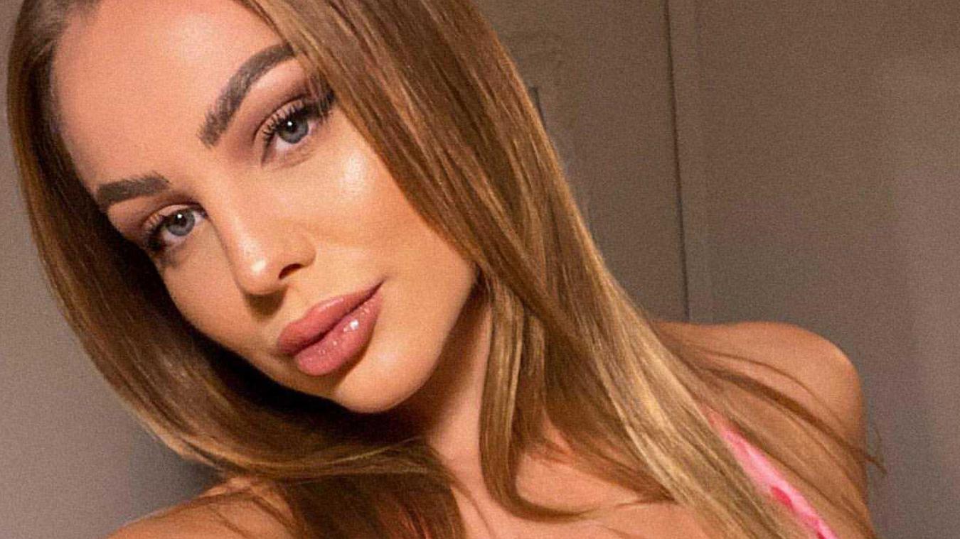 Voormalige Miss Finland uit restaurant gezet wegens ‘ongepaste’ outfit: «Tja, het is daar geen strand!» (foto)