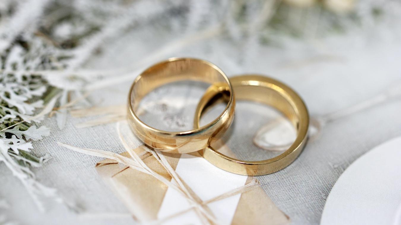 Deze Brusselse gemeente laat enkele koppels gratis huwen op Valentijnsdag