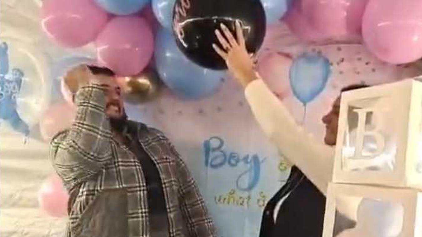 Reactie van vader na gender reveal choqueert kijkers: «Ocharme zijn vrouw!» (video)