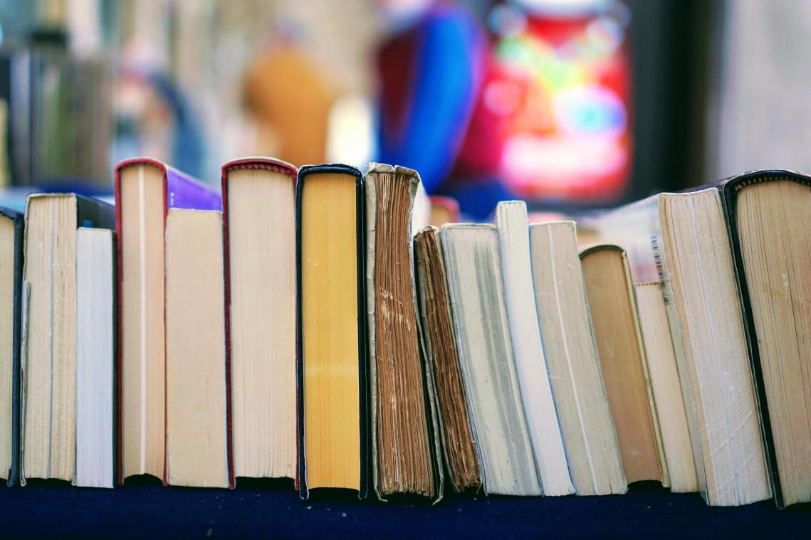 WOW. Bol.com verwijderde honderden boeken om antisemitische inhoud