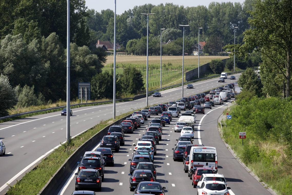 Kwart Vlamingen heeft fileschaamte