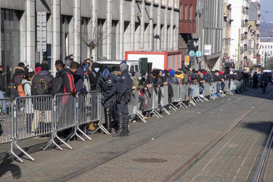 Persoon overleden in kraakpand in Paleizenstraat, ontruiming gaat van start