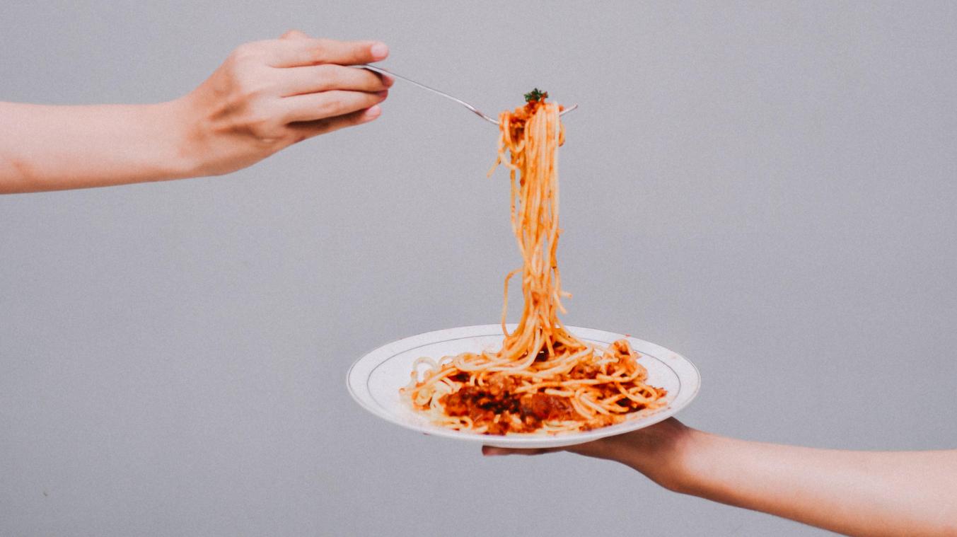 RECEPT. Zo maak je de Million Dollar Pasta die zo populair is op TikTok (video)