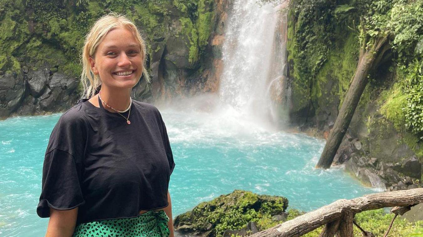 Julie Vermeire crasht na reacties op sociale media: «Je bent even zielig als je moeder»